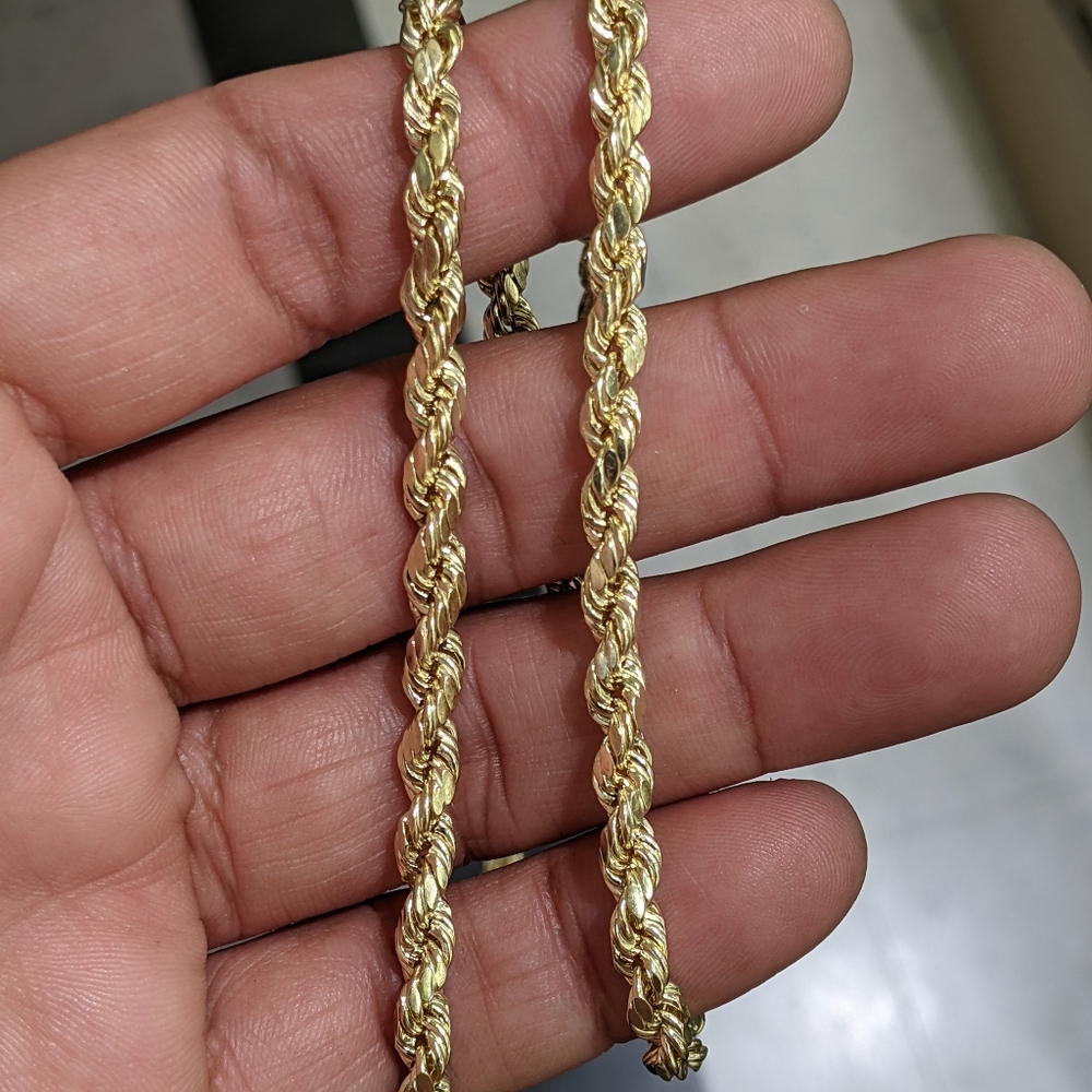 10kt Real Gold Rope Chain - Picture 9 of 10